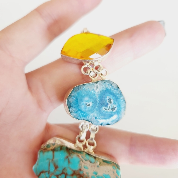 Variscite Quartz and Topaz bracelet - Picture 5 of 6